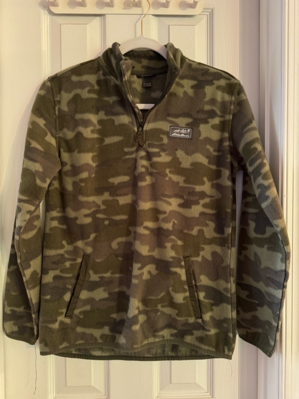 Eddie Bauer Camouflage Fleece Pullover in Olive Green Size L Boys 14-16